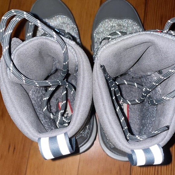 Hunter Weatherproof Sparkly Boots - Picture 7 of 7